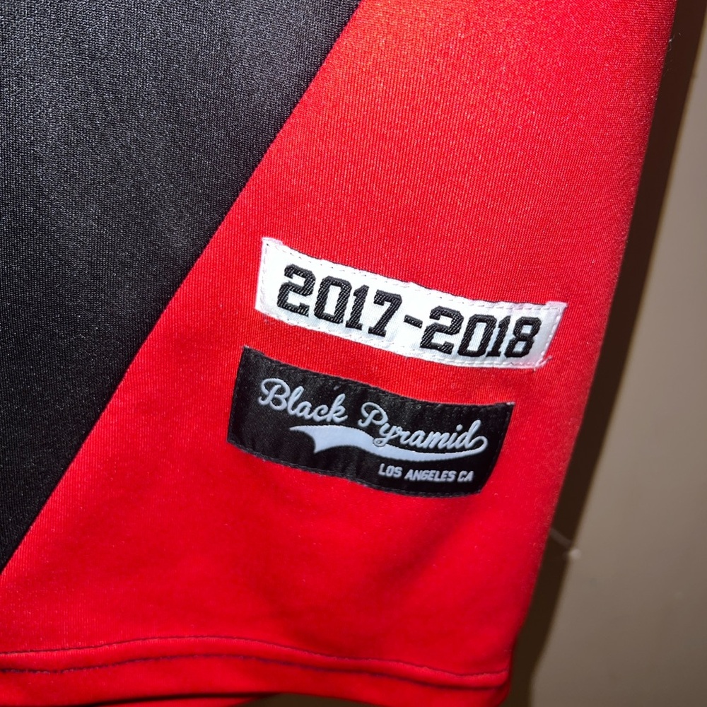 Black Pyramid Red and Black Graphic Top - Picture 2 of 4